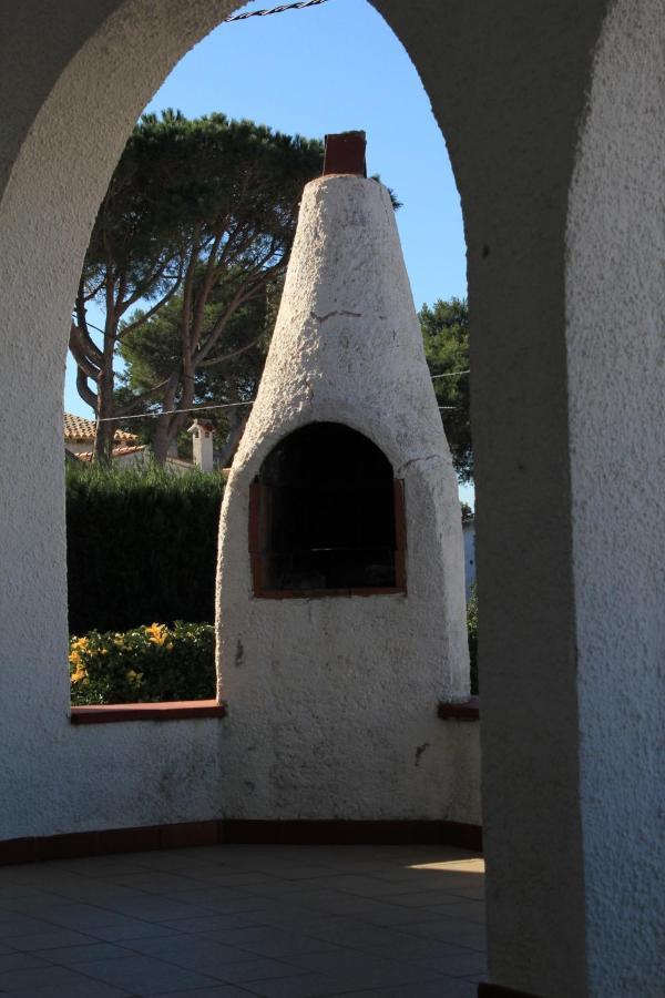 Les Roches Villa L' Escala Buitenkant foto